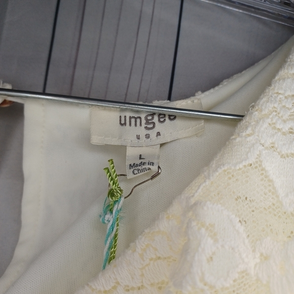 Umgee Elegant Lace Mini Dress in Cream NWT - Picture 7 of 15